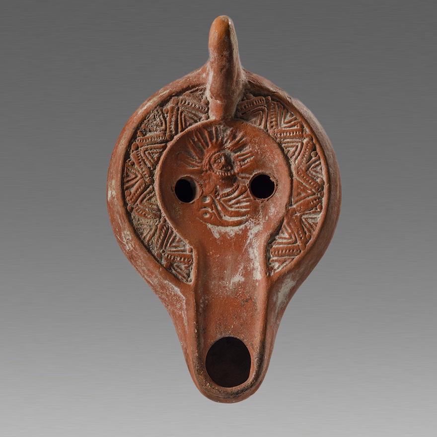 Ancient Roman North African Terracotta Oil Lamp c.4th (1 of 2)