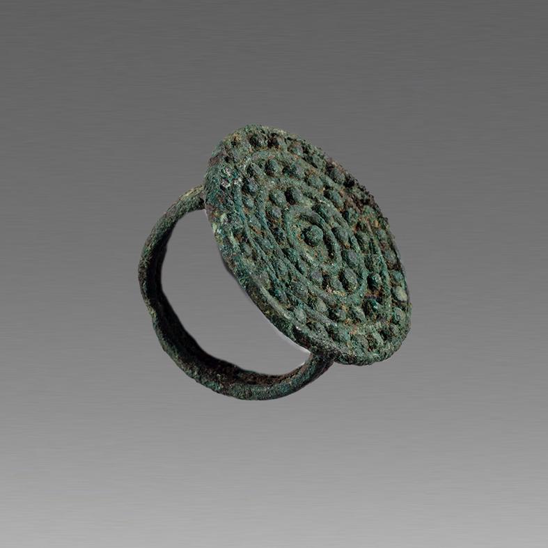 Ancient Near East Amlash Bronze Ring c.1200 BC. (1 of 2)