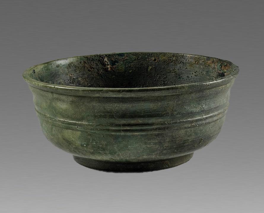 Ancient Near Eastern Luristan Bronze Bowl c.8th century (1 of 2)