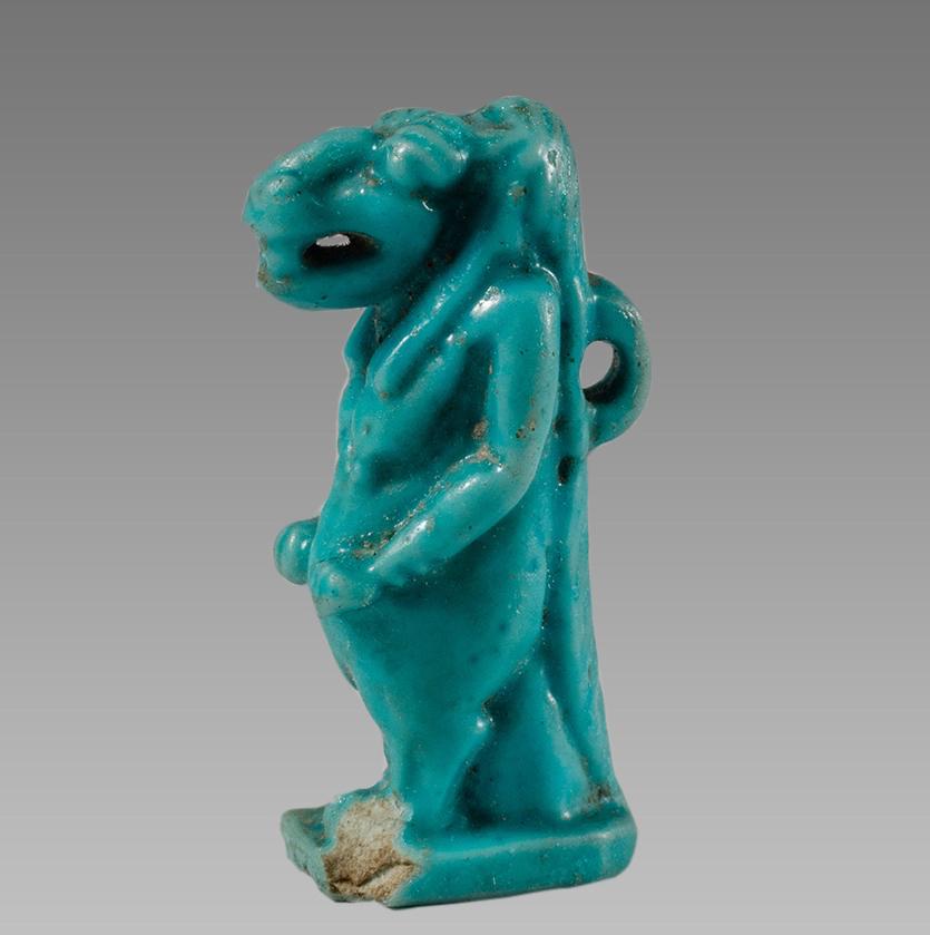 Ancient EGYPTIAN Faience Hippo god Tawaret Amulet Late: Ancient EGYPTIAN Faience Hippo god Tawaret Amulet Late Dynastic Period. 664-332 BCE. Size 1 inch high. Fine blue Faience hippo god Amulet. suspension loop on back. Very Fine quality and details. Prove