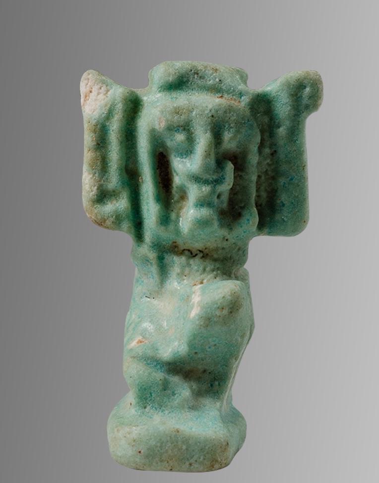 Ancient EGYPTIAN Faience god Shu Amulet c.635-30 BCE.: Ancient EGYPTIAN Faience god Shu Amulet c.635-30 BCE. Size 27 mm. Fine Blue Faience Amulet of god Shu kneeling with both hands raised. hole through back pillar. Provenance: Ex Secret Eyes Gallery New 
