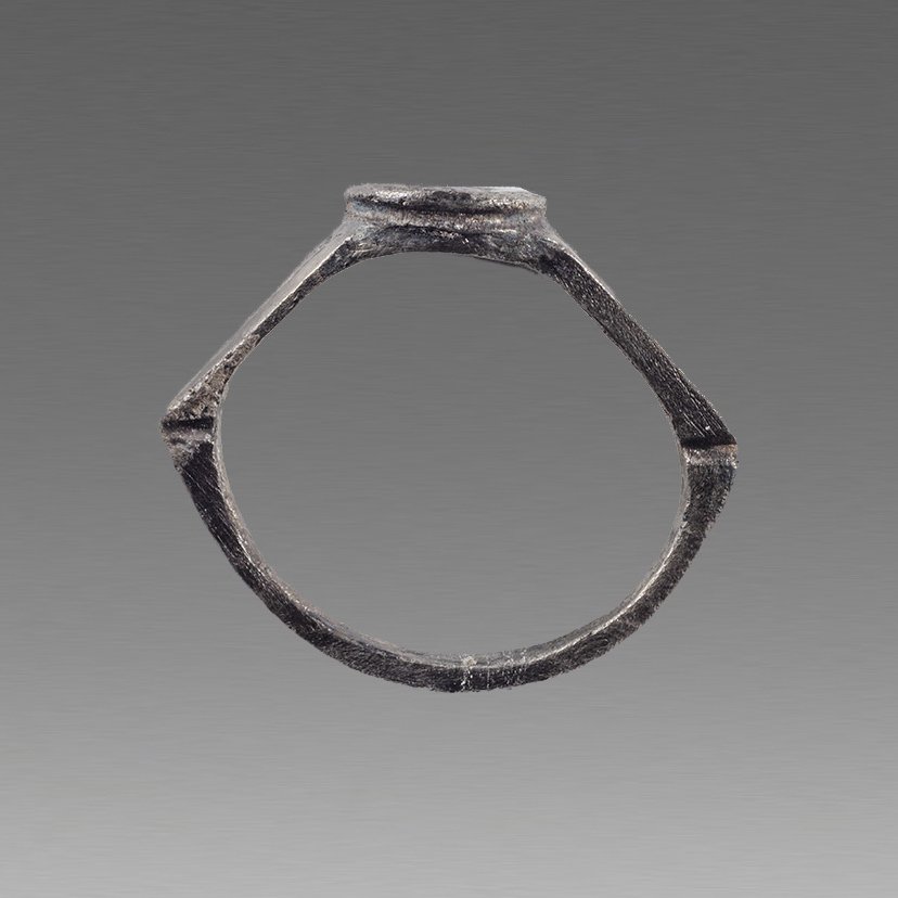 Ancient Byzantine Silver Ring with Bird c.6th-7th cent (1 of 3)