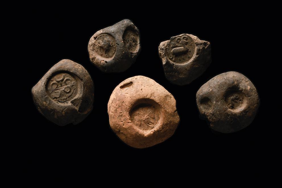 Lot of 5 Parthian clay bullae seals c.5th century AD. (1 of 3)