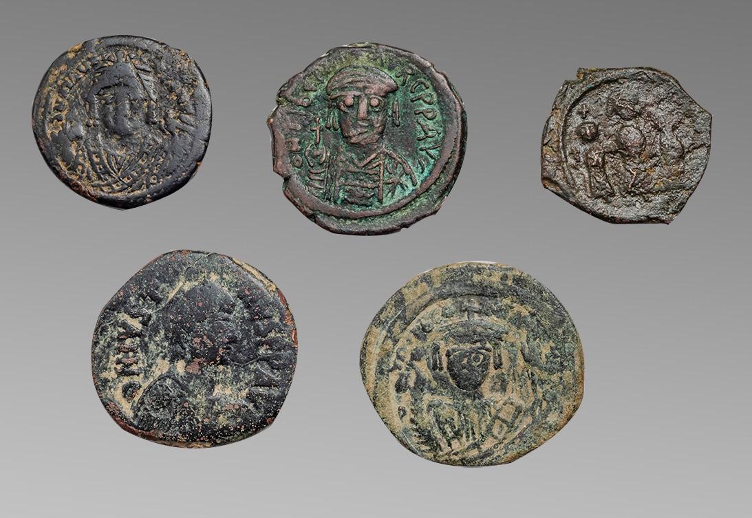 Lot of 5 Ancient byzantine bronze folises coins c.7h (1 of 1)