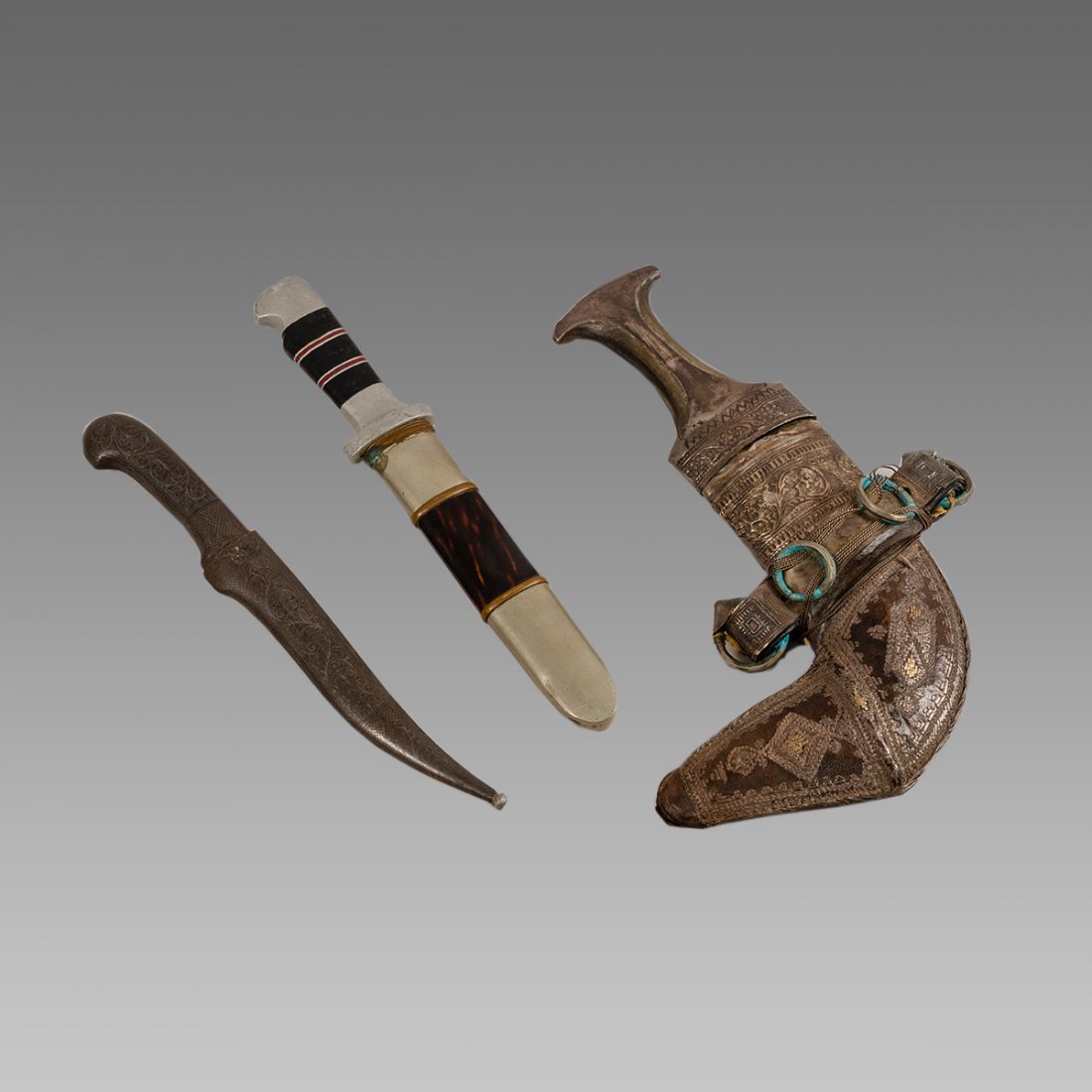 Lot of 3 19th-20th century Middle Eastern Daggers. (1 of 2)