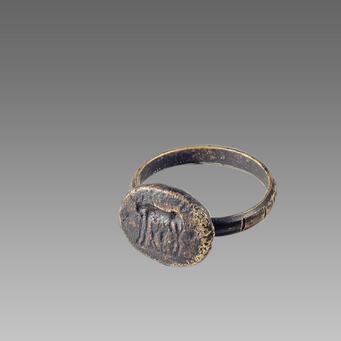 Ancient Roman Bronze Ring with romulus and remus c.2nd (1 of 1)