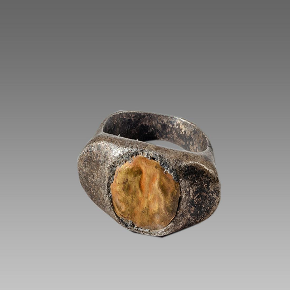 Ancient Roman Silver Ring c.1st-4th century AD. (1 of 2)