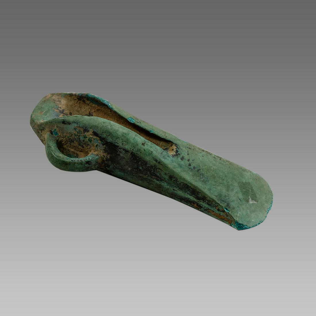 European Bronze Age Axe c.1000 BC. (1 of 2)