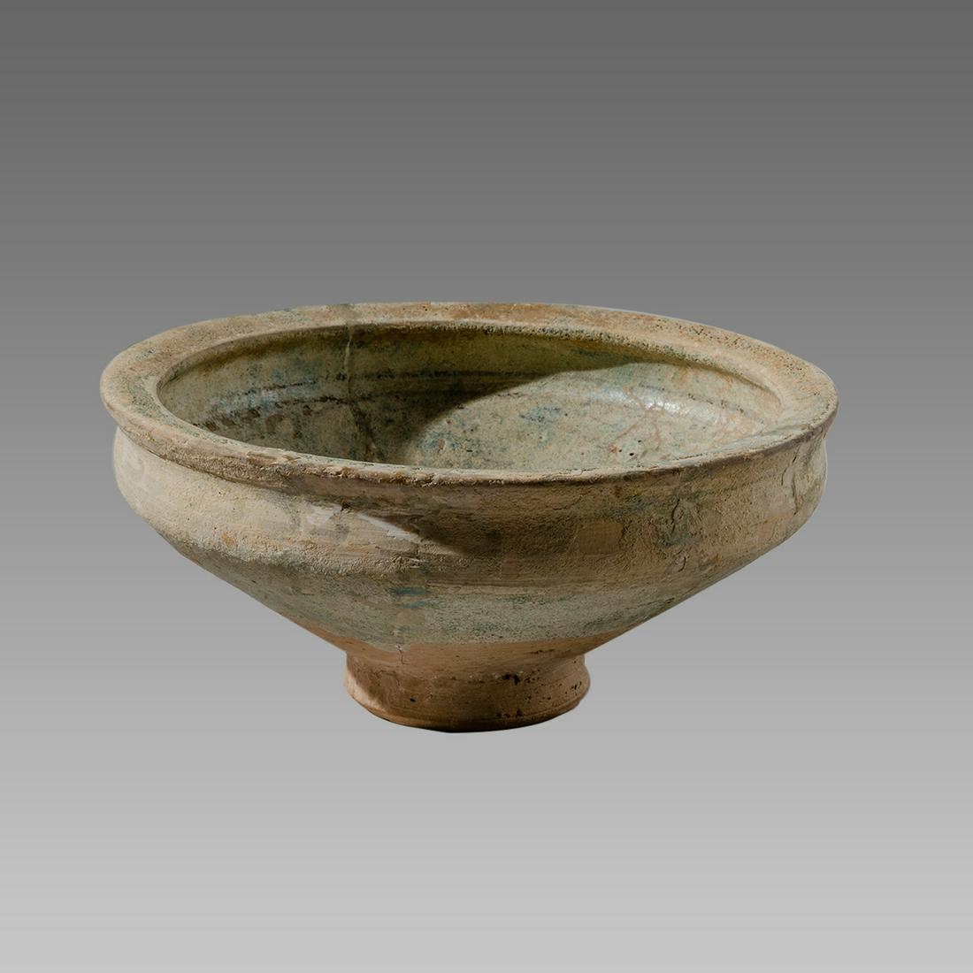 Islamic Kashan Ceramic Bowl c.14th century AD.: Islamic Kashan Ceramic Bowl c.14th century AD. Size 8 1/8 inches diameter, 3 3/8 high. Ex Private NYC collection acquired prior to 1990's in the London Market.
