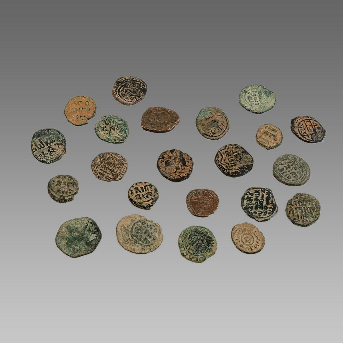 Lot of 22 Islamic Bronze coins.: Lot of 22 Islamic Bronze coins.