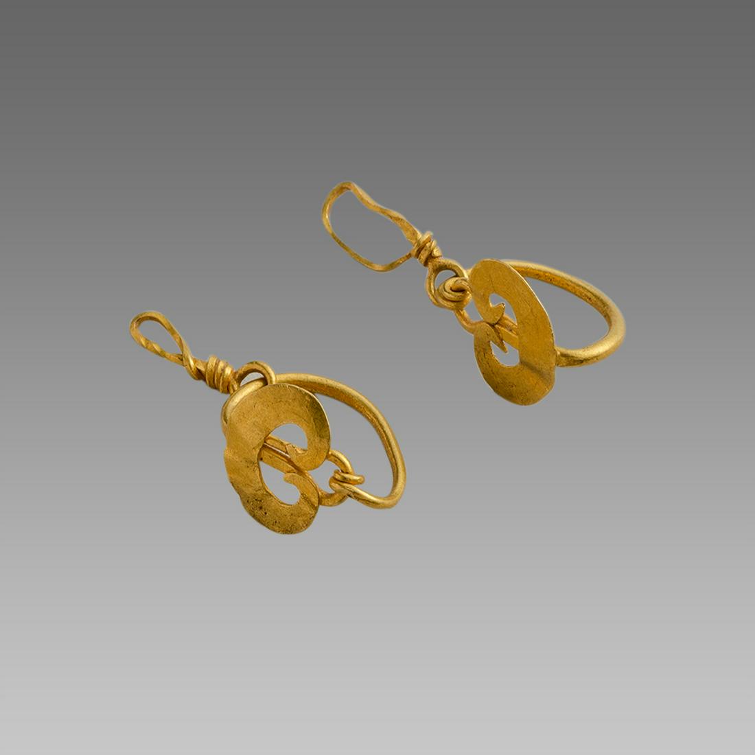 Ancient Roman Pair of Gold Earrings c.3rd cent AD. (1 of 1)