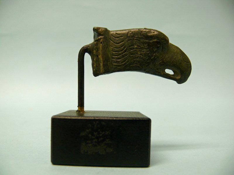 Ancient Roman Bronze Knife Handle with Eagle head c.1st (1 of 2)