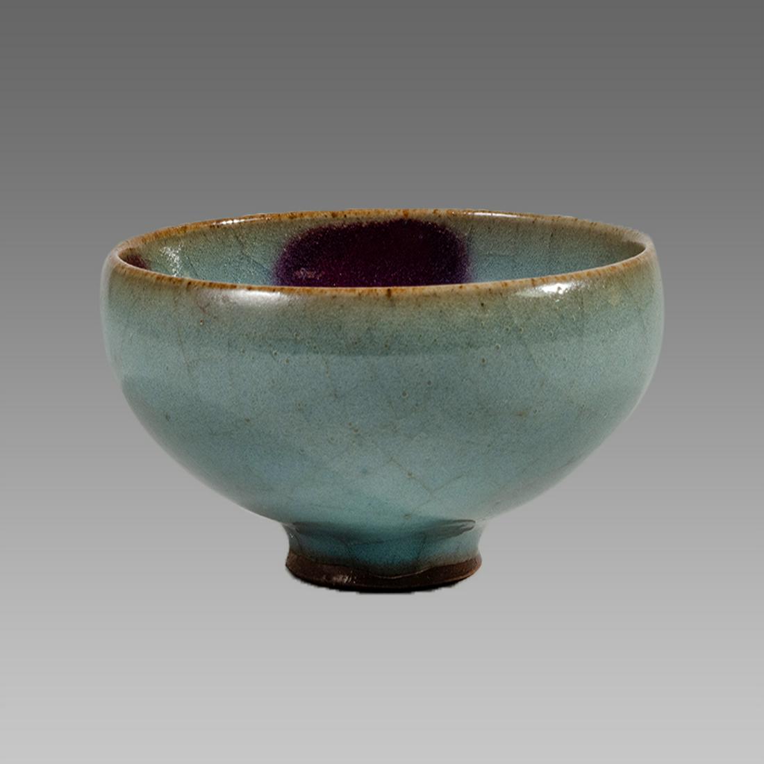 Chinese Ming Dynasty Ceramic bowl. (1 of 3)