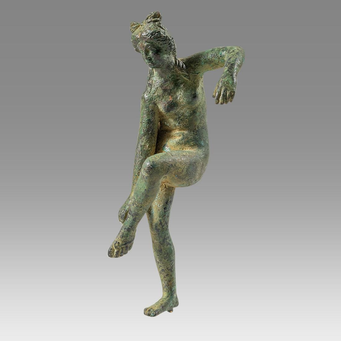Roman Bronze Aphrodite Figure. (1 of 14)