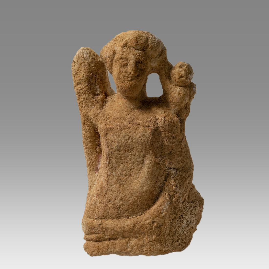 Ancient Roman Small Marble figure of Venus c.1st (1 of 2)