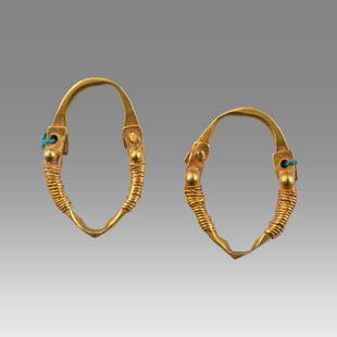 Ancient Roman Gold Pair of Earrings c.1st century AD.: Ancient Roman Gold Pendant with agate bead c.1st century AD. Size 14 mm. weight 1.8 grams. Fine White agate bead set in gold with suspension. Provenance: Private NYC Collection acquired in the USA