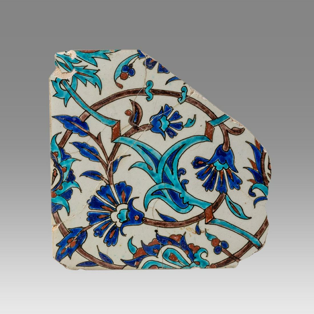 Turkish Ottoman Iznik Ceramic Tile c.17th century. (1 of 1)