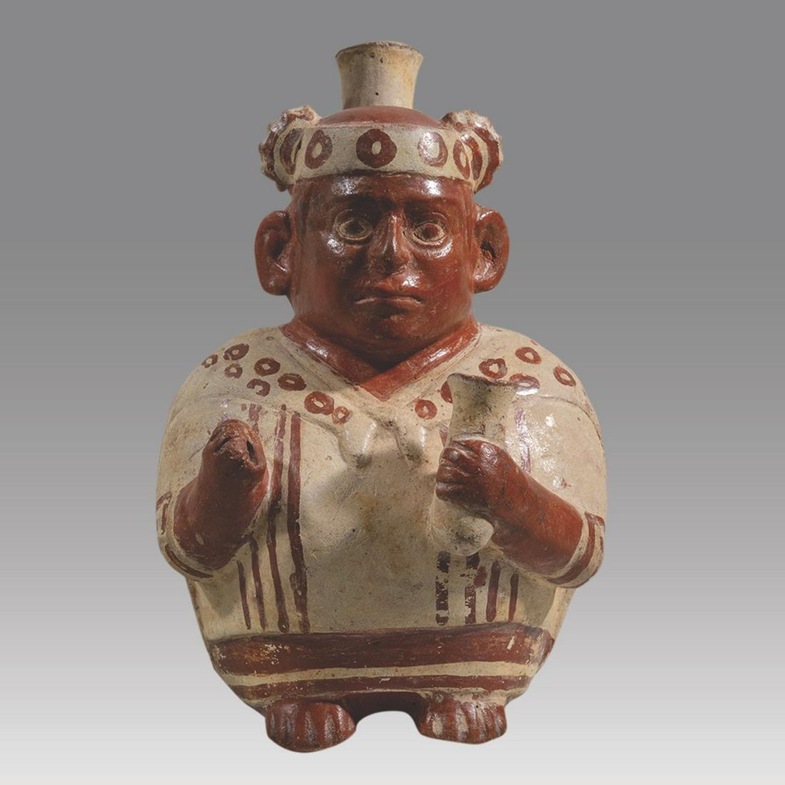 Moche 2 Style Figure Holding Kero. (1 of 3)