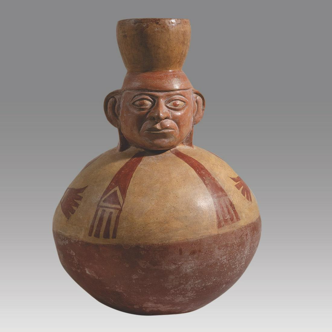 Large Moche Style Figural Pot. (1 of 4)
