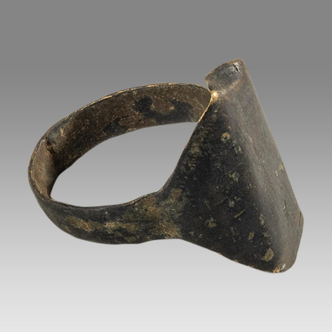 Ancient Luristan Large Bronze Ring c.1000 BC. (1 of 2)