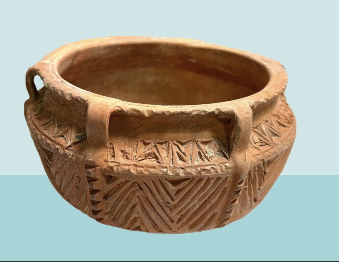 Ancient Islamic Middle Eastern Clay Vessel c.12th-16th century AD. (1 of 3)
