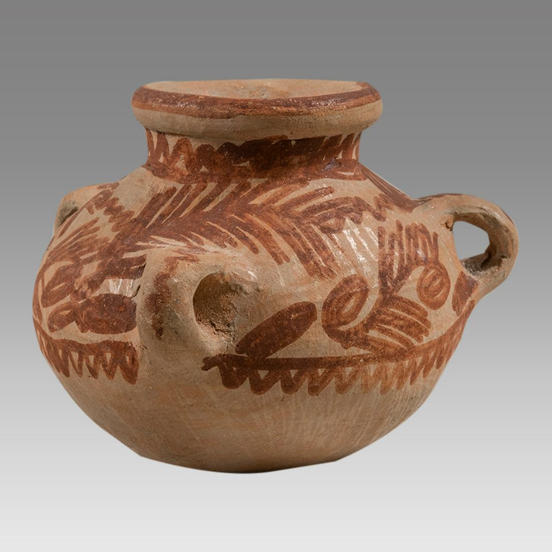 Small Mexican Pottery Olla. (1 of 4)