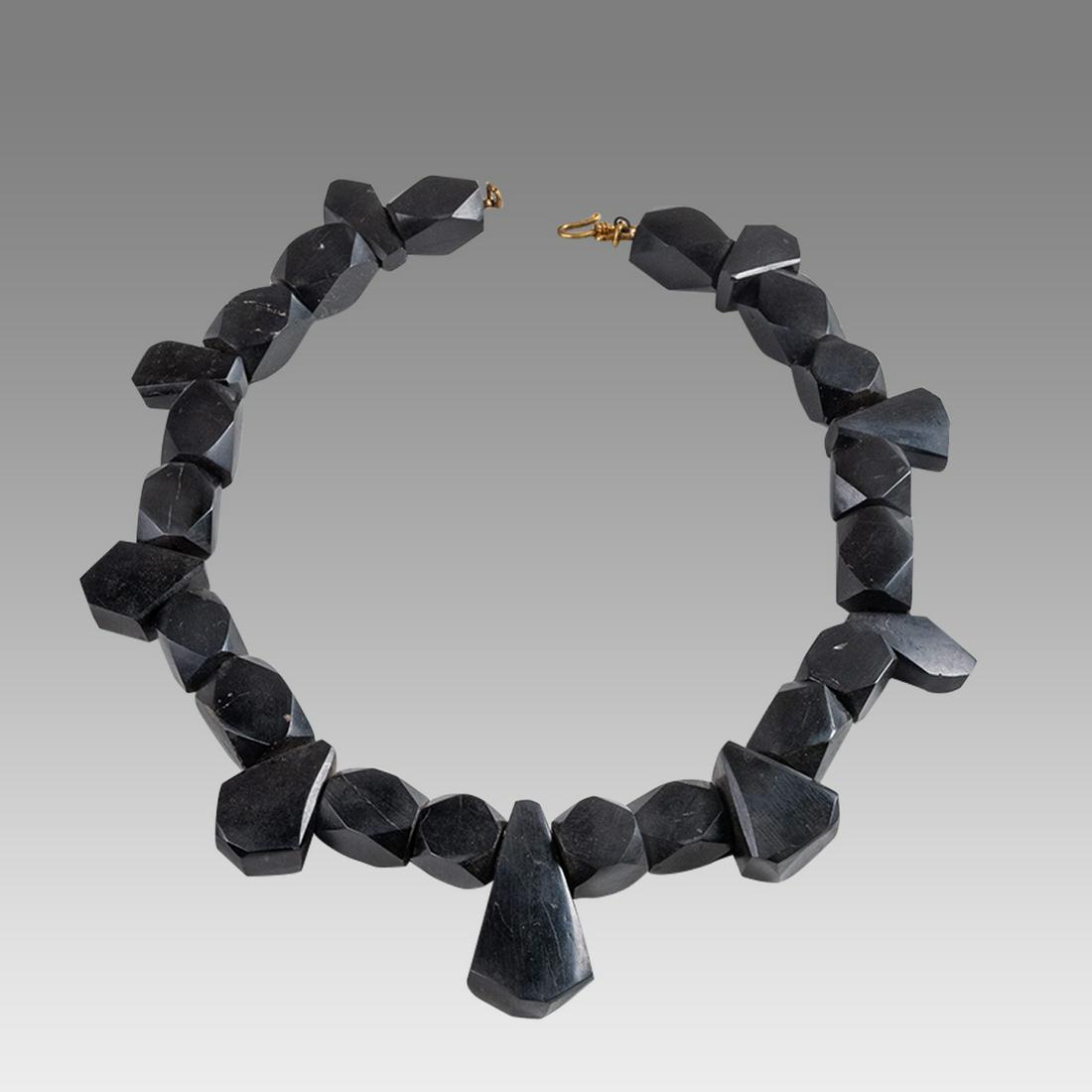 A black organic Stone Bead Necklace. (1 of 1)