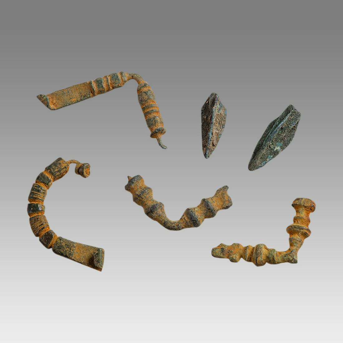 Lot of 6 Ancient Roman Bronze Fibula, Arrow heads c.1st cent AD. (1 of 1)