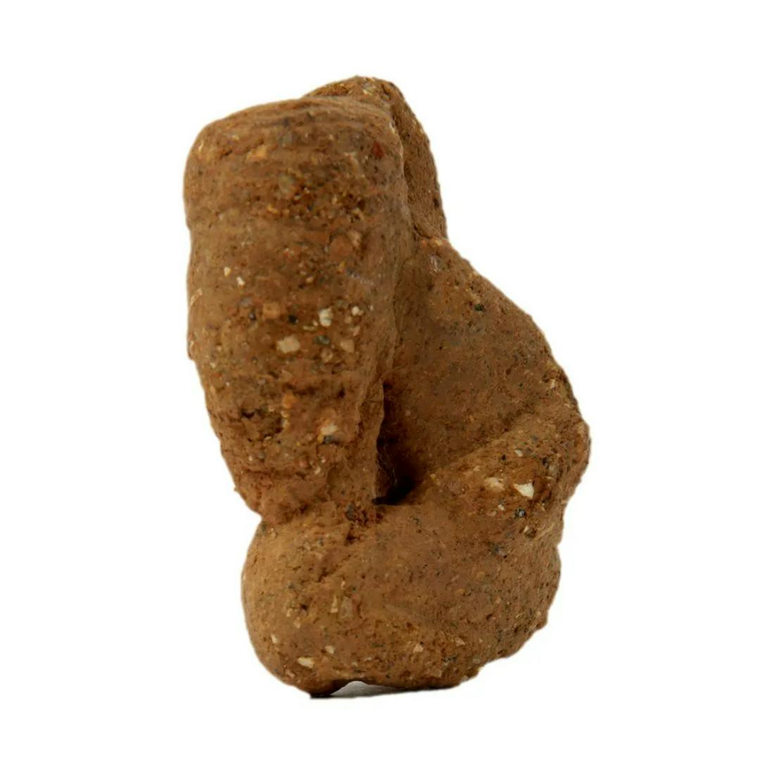 Nok figure-Terracotta of a man. NOK, NIGERIA, II CENTURY BC - II CENTURY AC.: Nok figure-Terracotta of a man. NOK, NIGERIA, II CENTURY BC - II CENTURY AC. Size 1 5/8 inches high. A miniature seated terracotta male figure. Condition: perfect. Ex Private New York city collection 