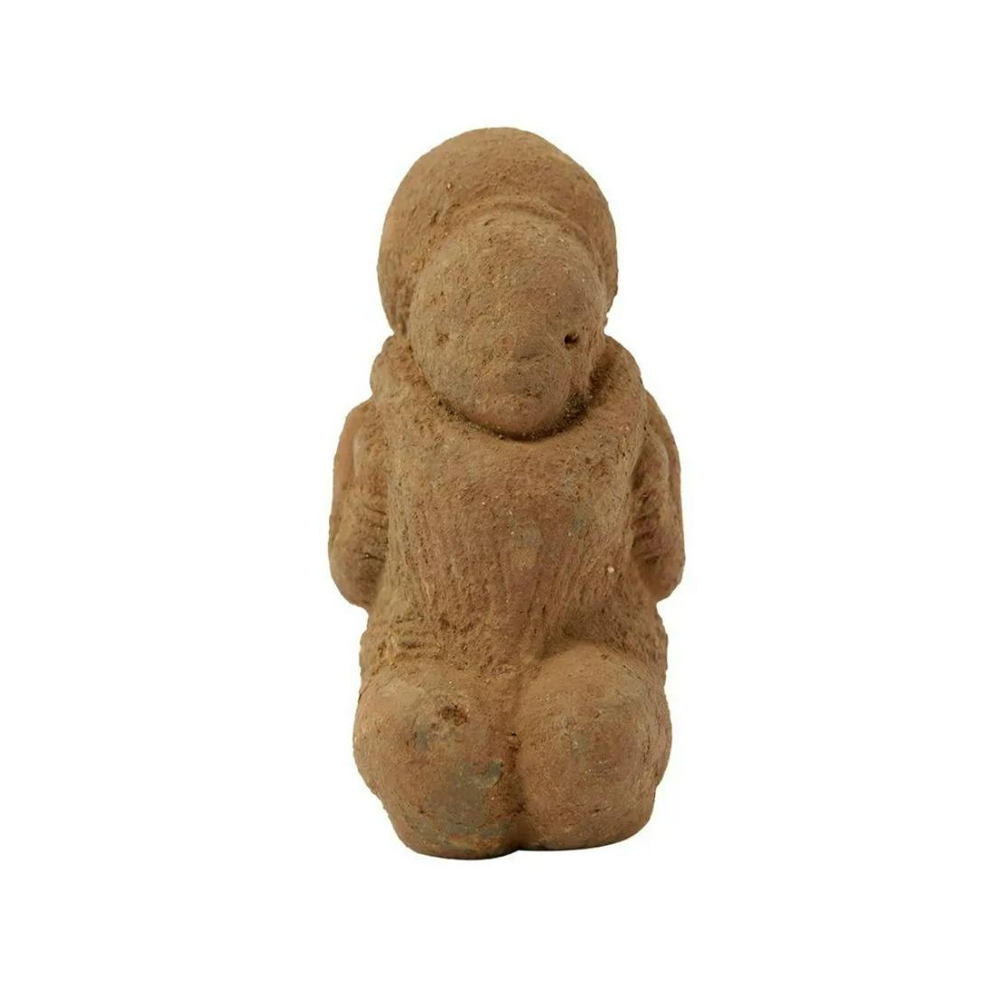 Nok figure-Terracotta of a man. NOK, NIGERIA, II CENTURY BC - II CENTURY AC.: Nok figure-Terracotta of a man. NOK, NIGERIA, II CENTURY BC - II CENTURY AC. Size 3 7/8 inches high. A seated terracotta female figure. Condition: perfect. Ex Private New York city collection acquired