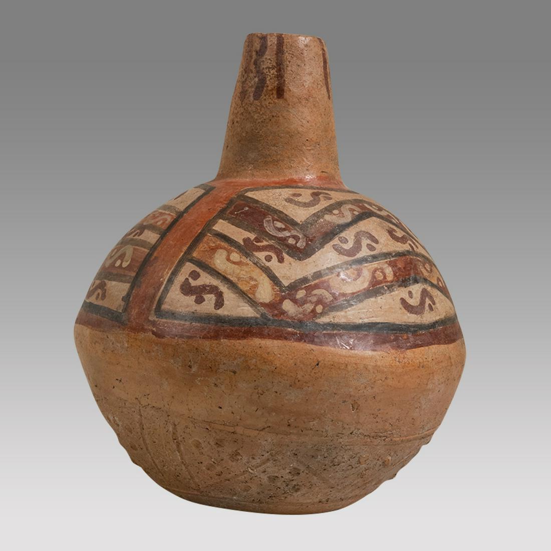 Inca Large Decorated Pottery Vessel. (1 of 3)