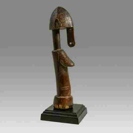 Wood Tribal & Native American Artifacts