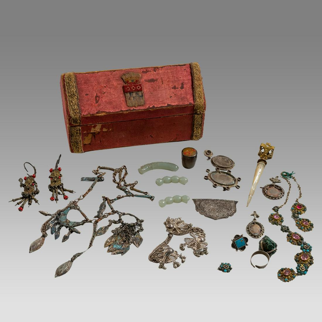 Antique European Jewlery Box with Jewlery and beads Misc. (1 of 2)