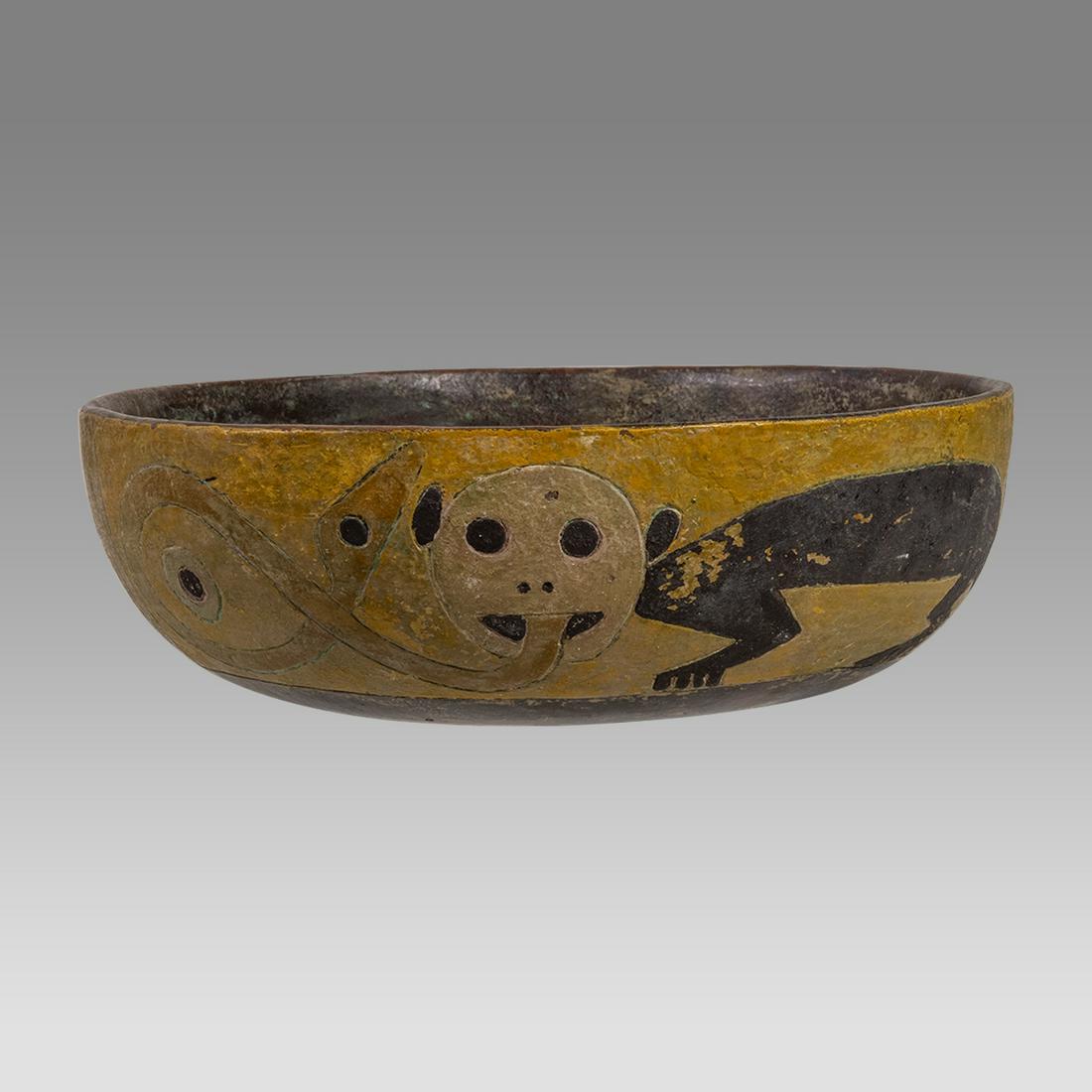 Paracas Pottery Bowl with Monkeys. (1 of 4)