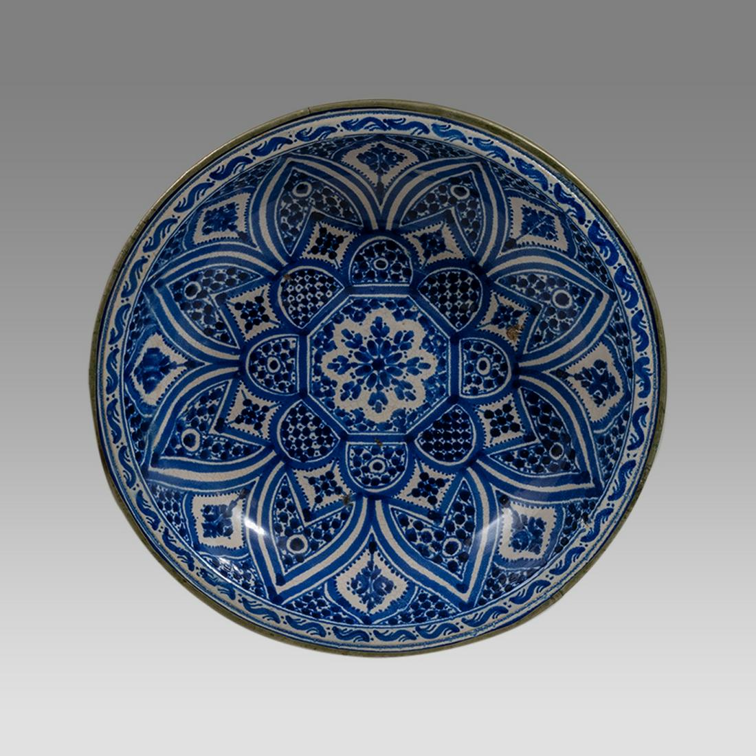 Lot of 2 Ancient Pre Columbian Pottery Vessels Ca. 1100 A.D. (1 of 3)