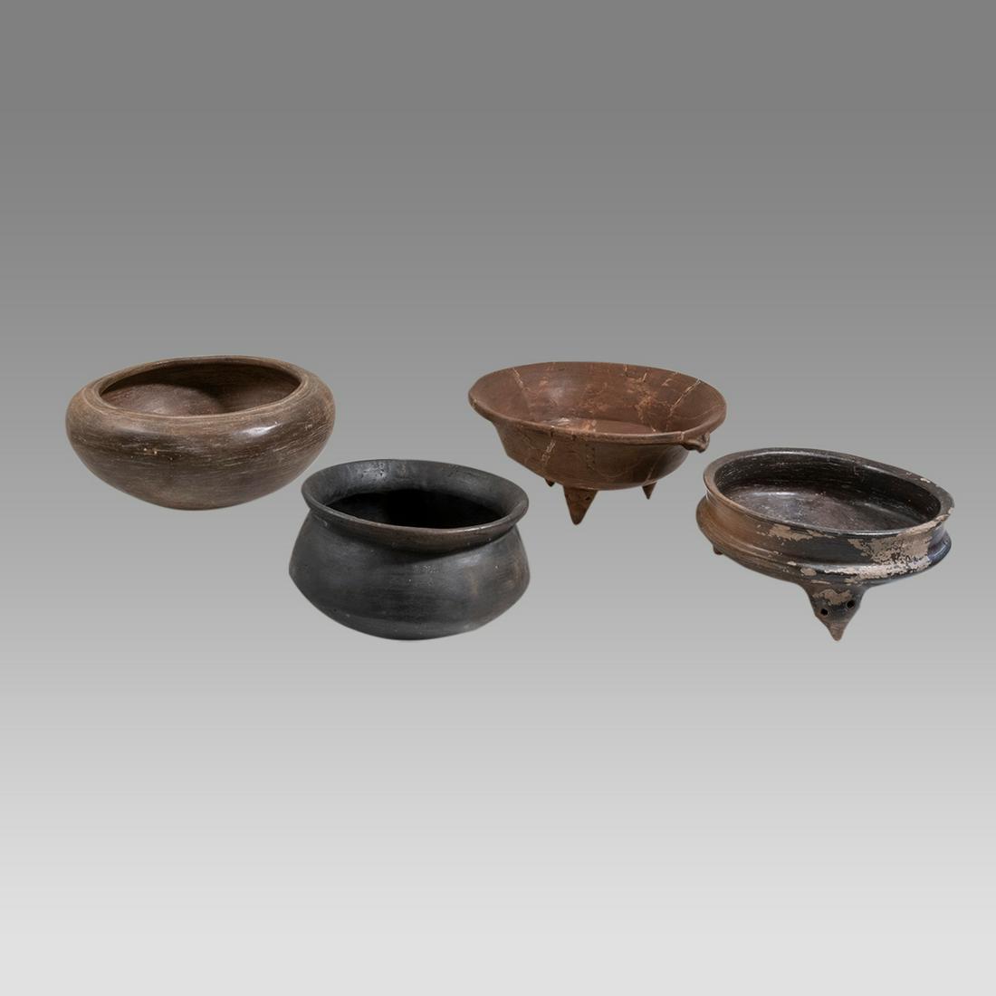 Lot of 4 Ancient Pre Columbian Large Pottery Bowls c.800-1100 AD. (1 of 2)