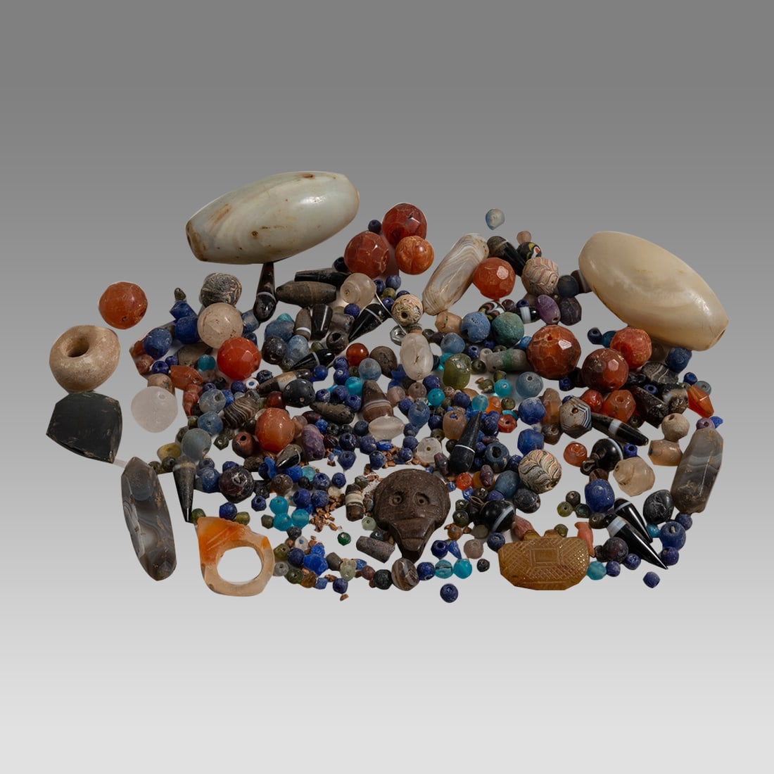 Large Lot of Ancient Roman and Islamic Agate and Glass Loose Beads. (1 of 2)