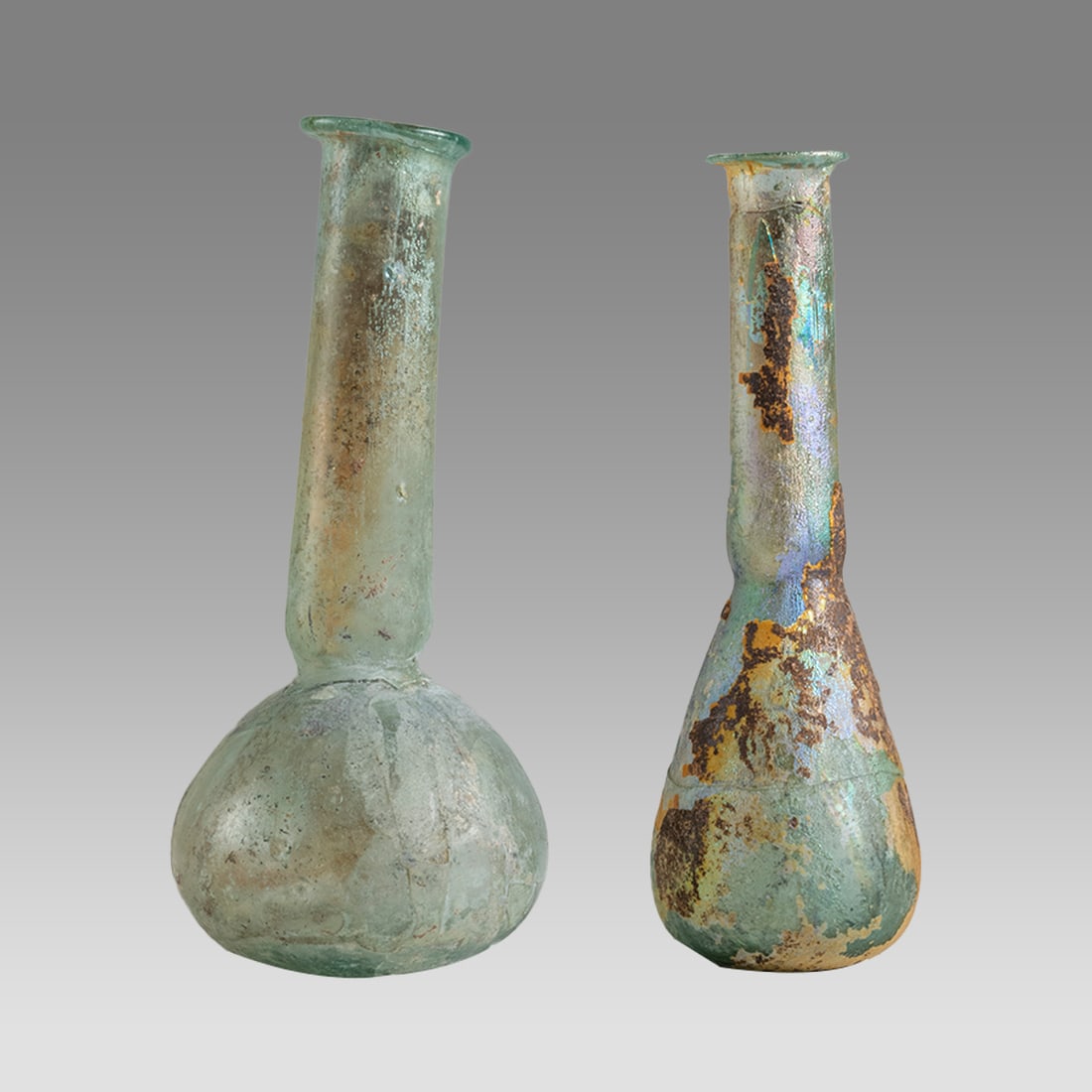 Lot of 2 Ancient Roman Glass bottles c.1st-4th century AD. (1 of 4)