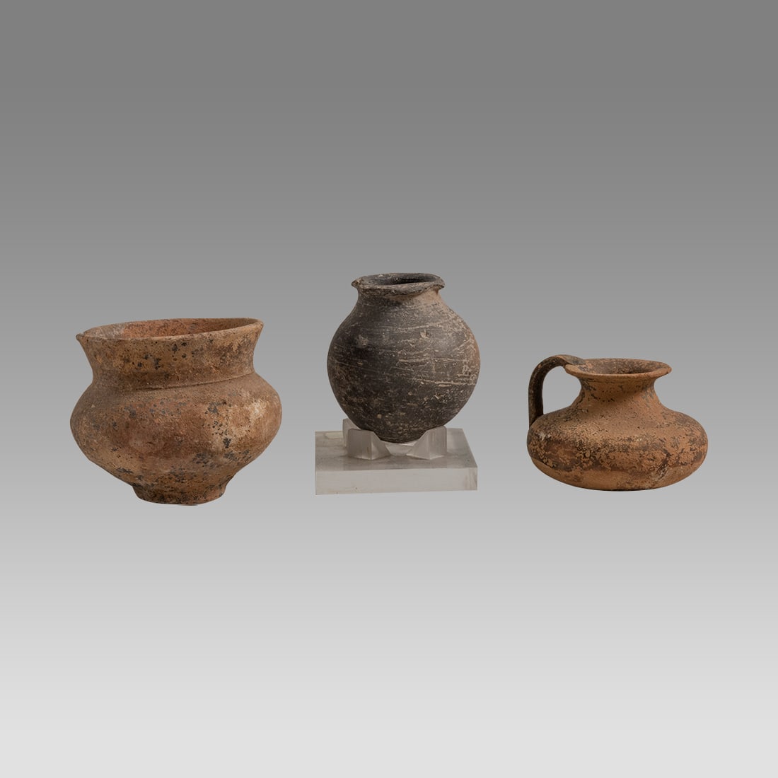 Lot of 3 Ancient of Holyland Pottery Vessels Iron Age c.900 BC. (1 of 3)