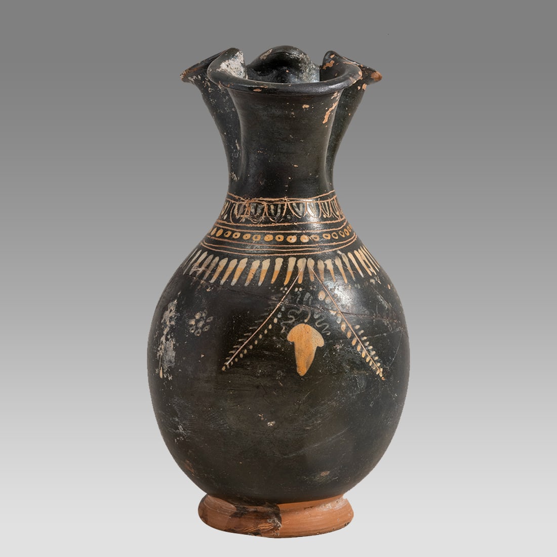 Ancient Magna Graecia Gnathian Large Oinochoe c.350 BC. (1 of 5)