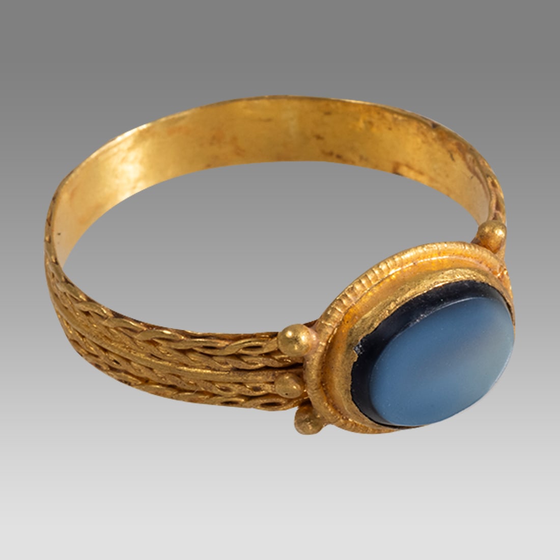 Roman Style Gold Ring With Agate Stone. (1 of 1)