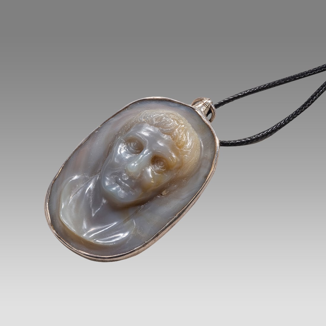 Roman Style Carved Agate Cameo With Augustus Bust, Silver Pendant. (1 of 1)