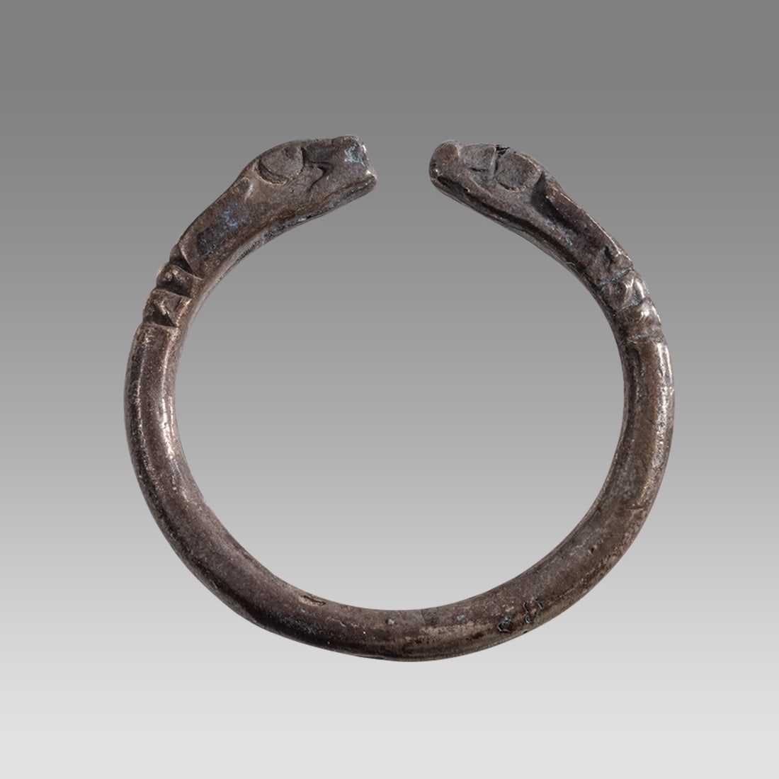 Ancient Greek Eastern Archaic Silver Ring c.4th century BC. (1 of 2)