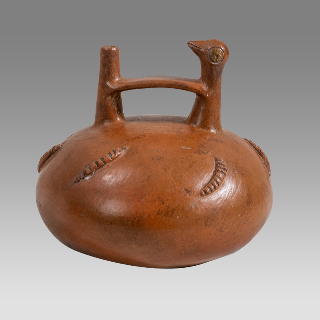 Pre Columbian Paracas Style Pottery Vessel with Bird. (1 of 3)