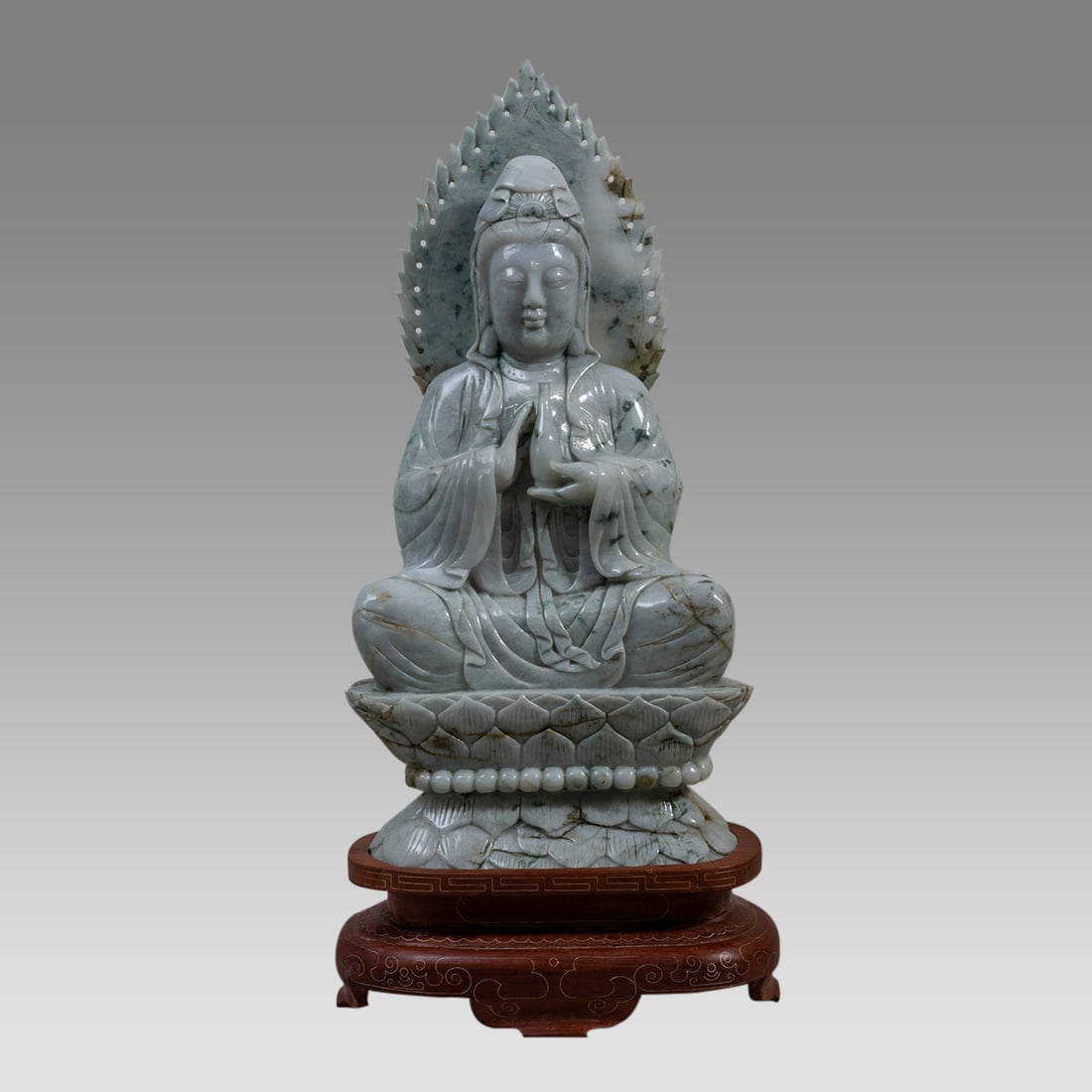 Large Chinese Stone Seated Buddha. (1 of 4)