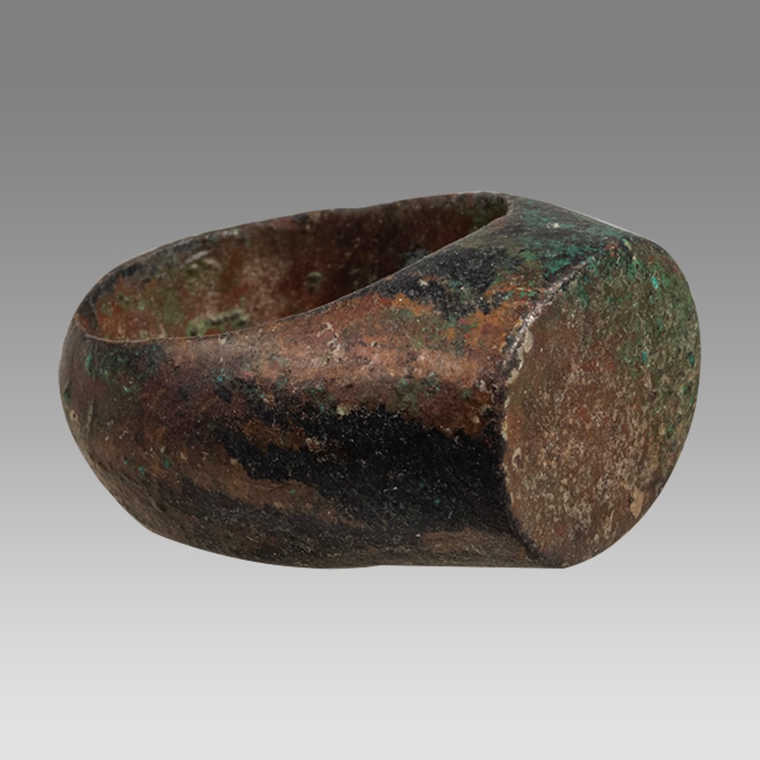 Ancient Roman Bronze Ring c.2nd century AD. (1 of 2)