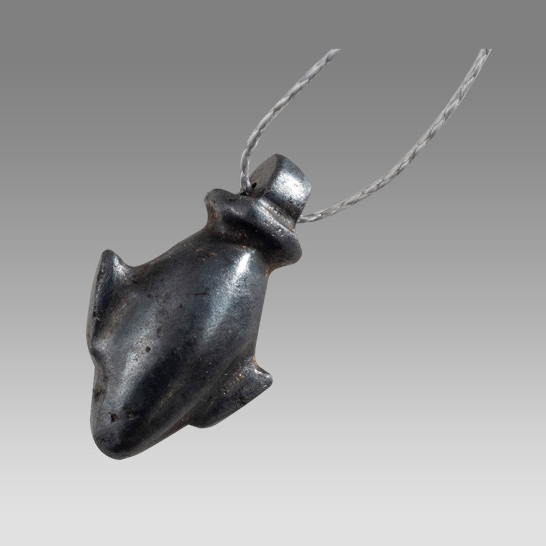 Ancient Hematite Stone Heart Amulet c.1070-332 BC. (1 of 1)