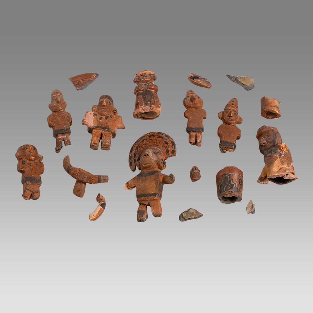 Lot of 10 Inca Style Figure fragments. (1 of 1)