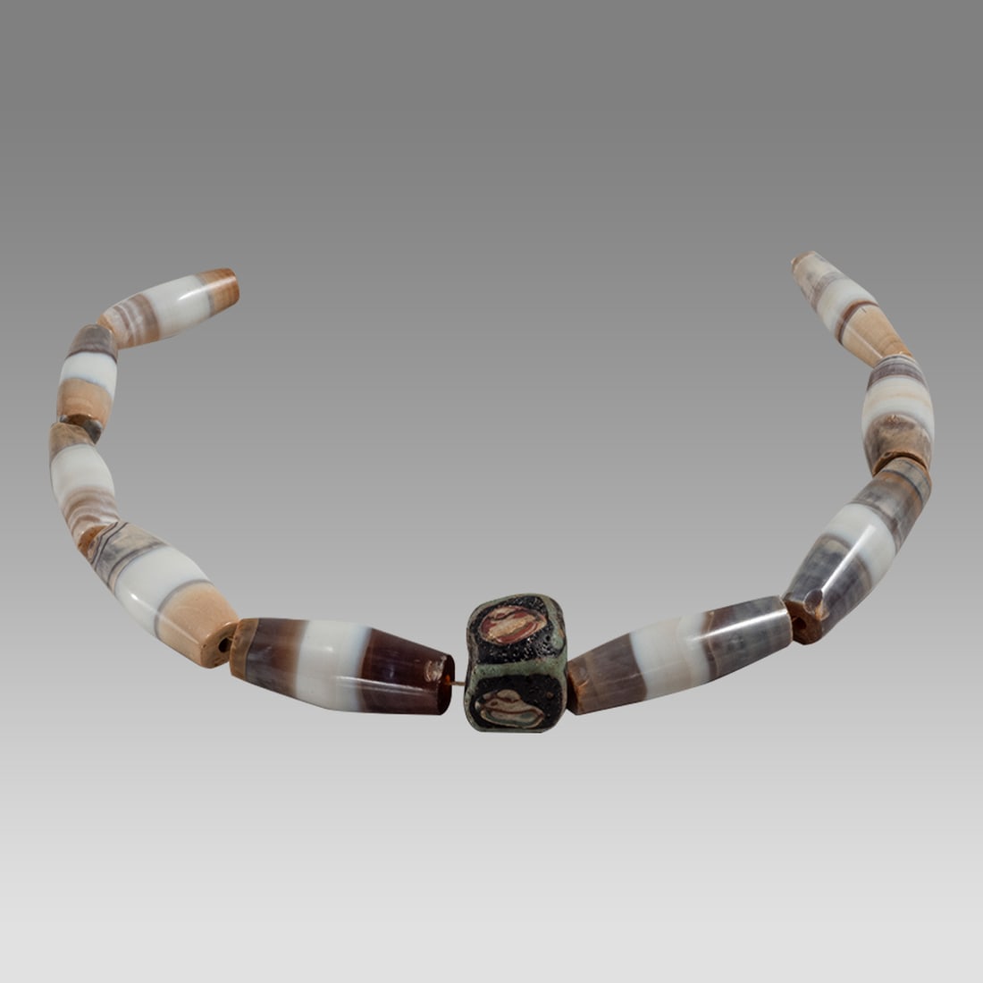Mesopotamian Banded Agate Bead Necklace. (1 of 1)