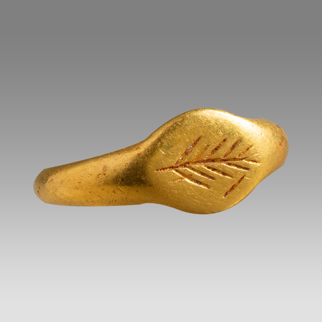 Ancient Roman Gold Ring With Wheat branch c.1st century AD. (1 of 2)
